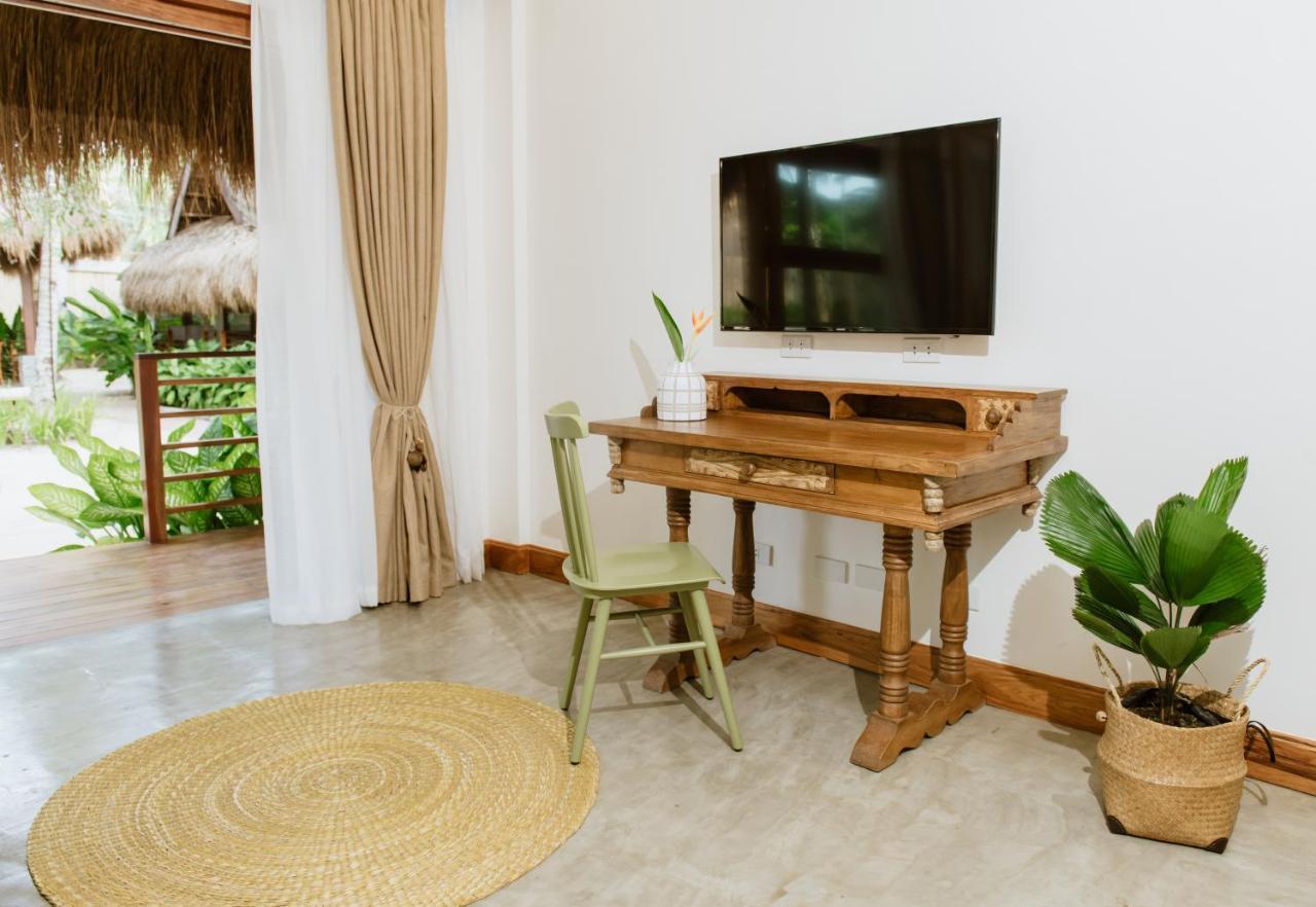 Las Palmas Villas And Casitas Siargao เจเนอรัลลูนา ภายนอก รูปภาพ